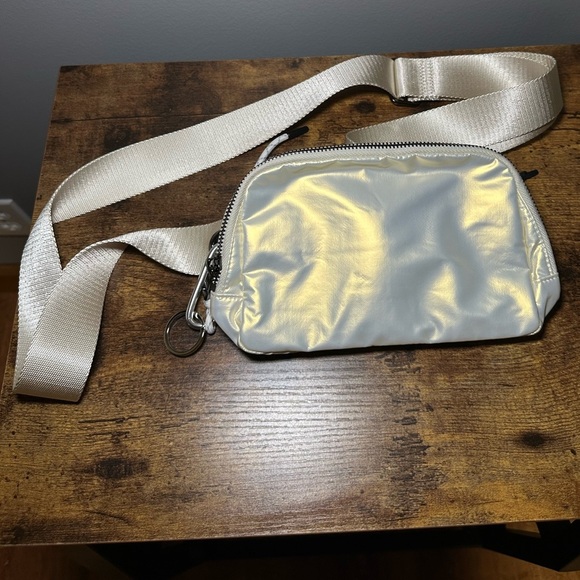 Iris & Rainbow Handbags - Iris & Rainbow Belt Bag